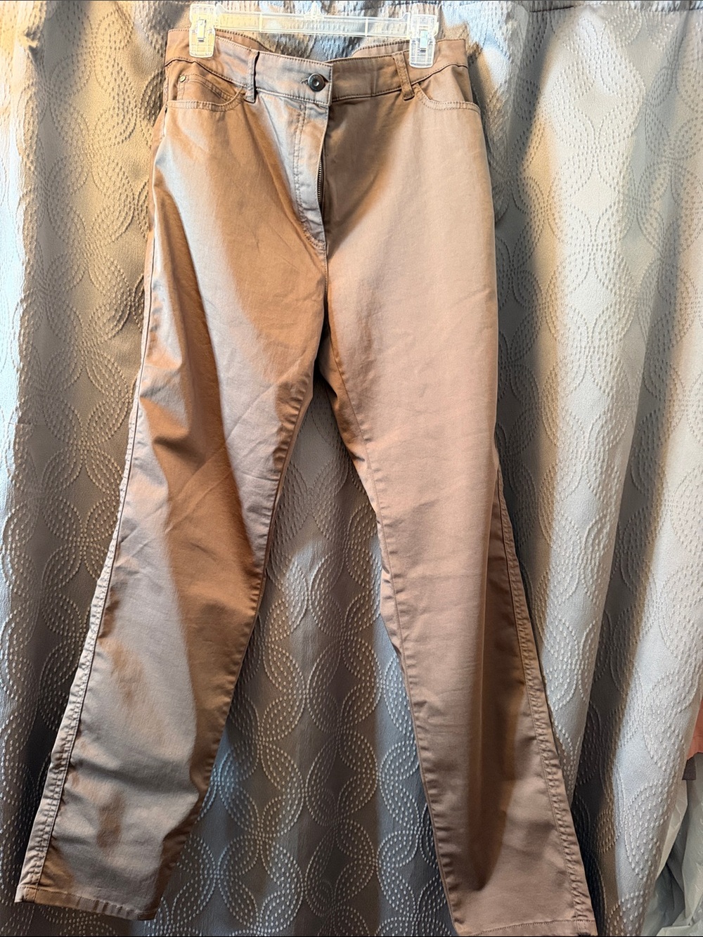 Straight-Leg Women's Pants in Tan